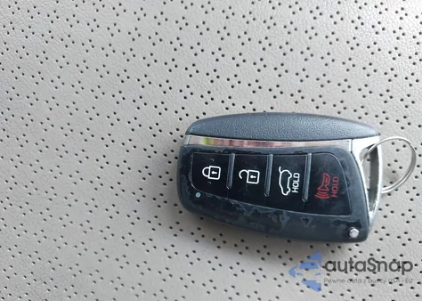 2016 Hyundai Santa Fe Sport 2.4L z USA, uszkodzony, nr VIN 5XYZUDLB6GG306186